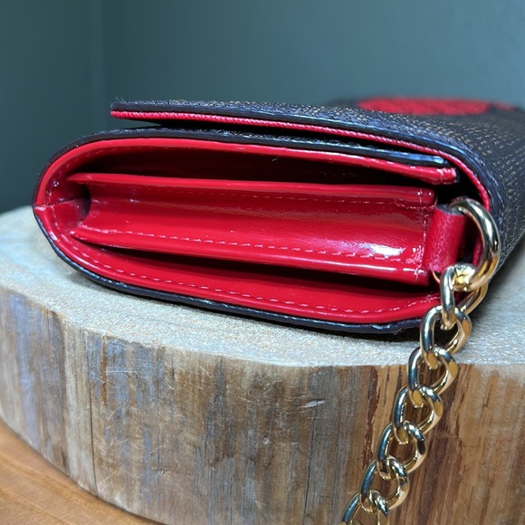 *RARE* MICHAEL KORS Limited Edition Valentines Day Crossbody - Picture 5 of 16